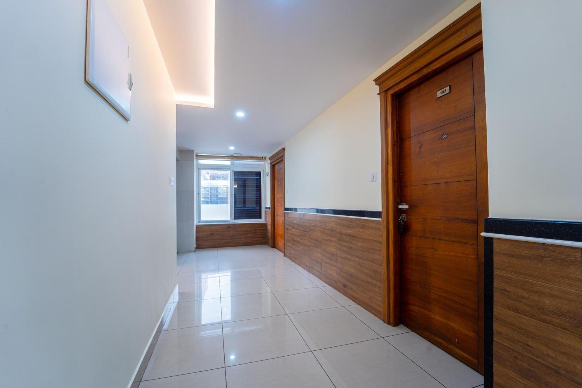 Treebo Sree Varshavilas Regency, 2 Mins From Guruvayoor Temple Guruvayur Exterior photo